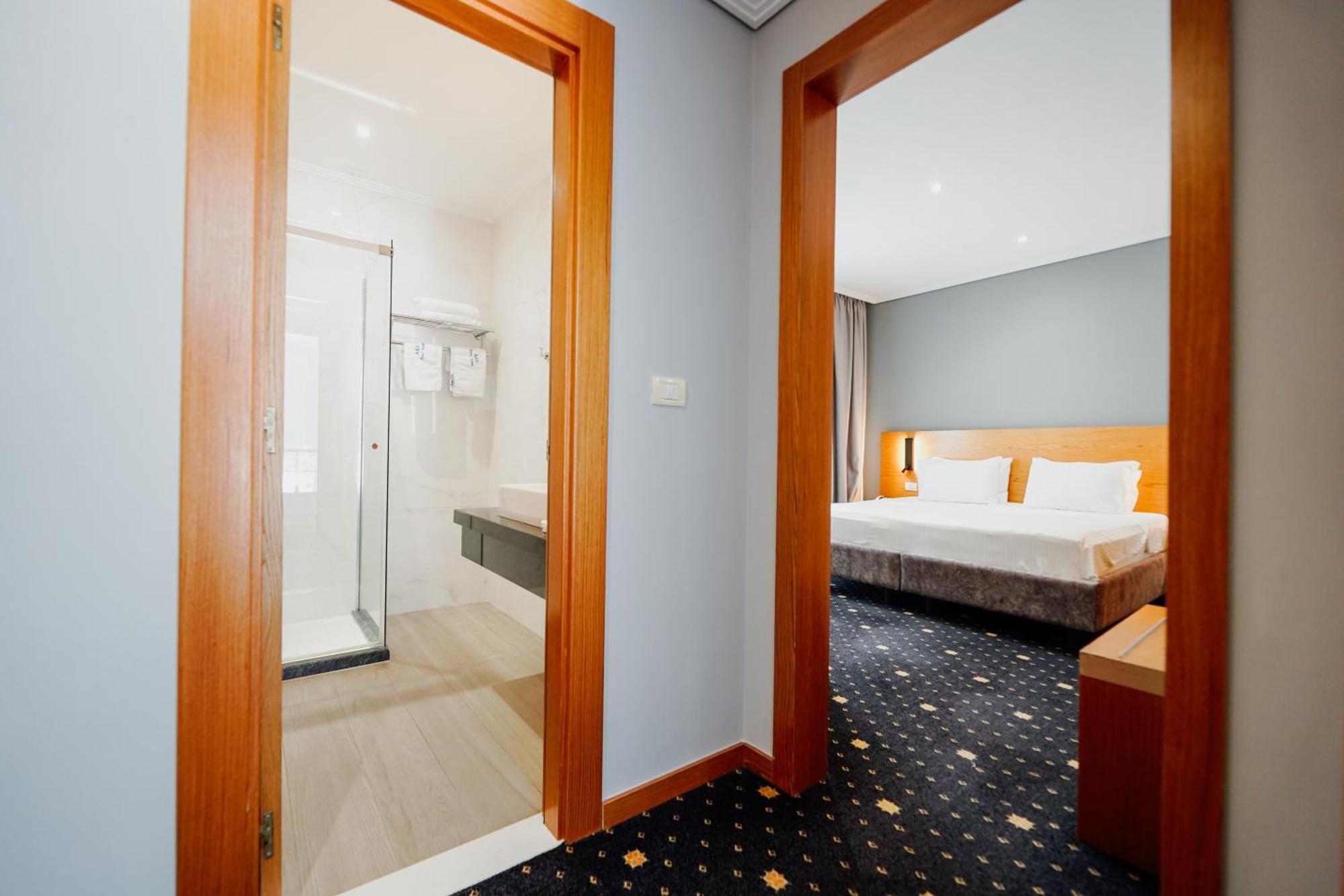 Hotel Agimi Саранда Экстерьер фото