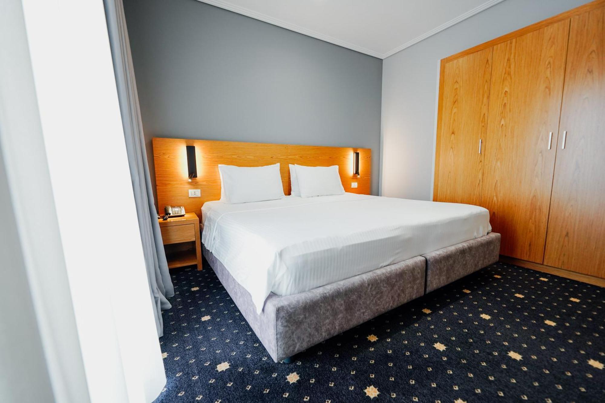 Hotel Agimi Саранда Экстерьер фото